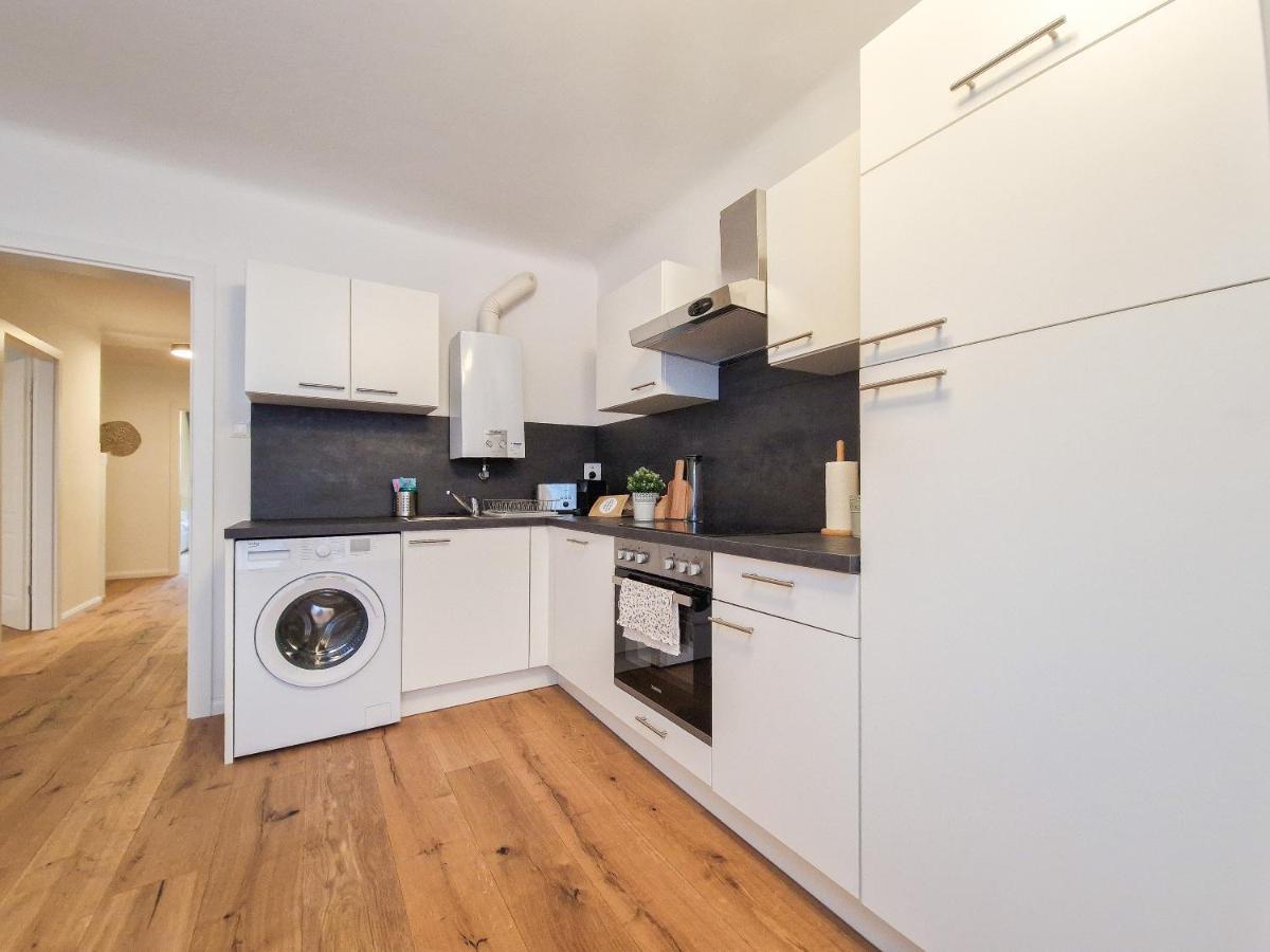 Feelhome - Design - Kitchen - Kingbed - Smart Tv Apartamento Viena